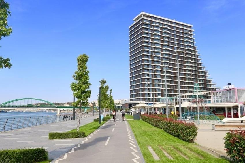 Waterfront Premium * Belgrade