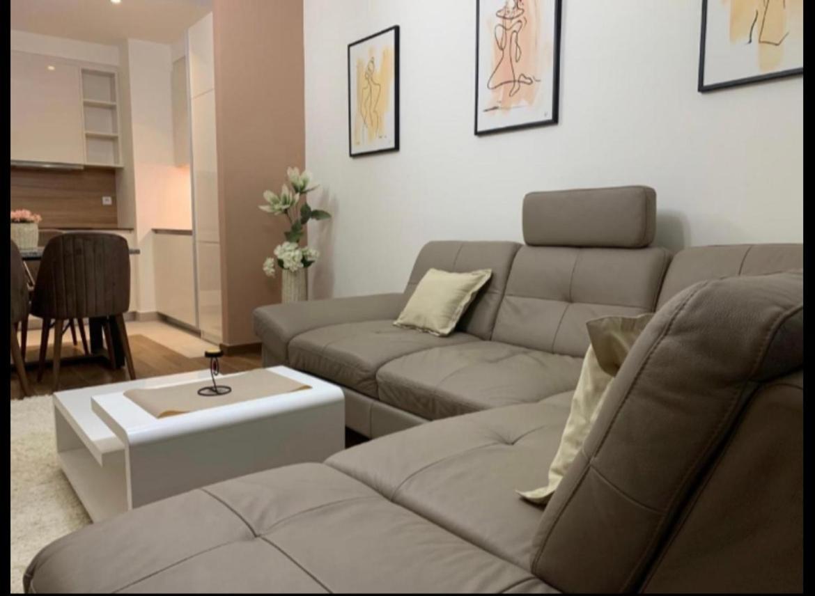 Apartment Waterfront Premium Belgrade