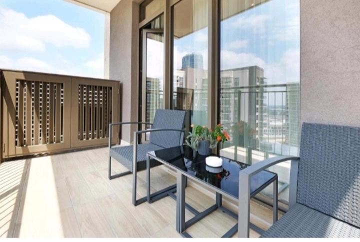 Waterfront Premium Apartment *